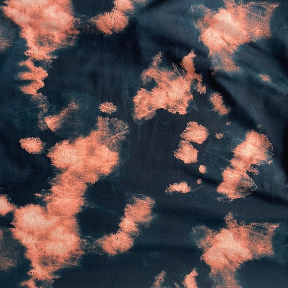 PrettyLittleThing Dress - Picture 3 of 5